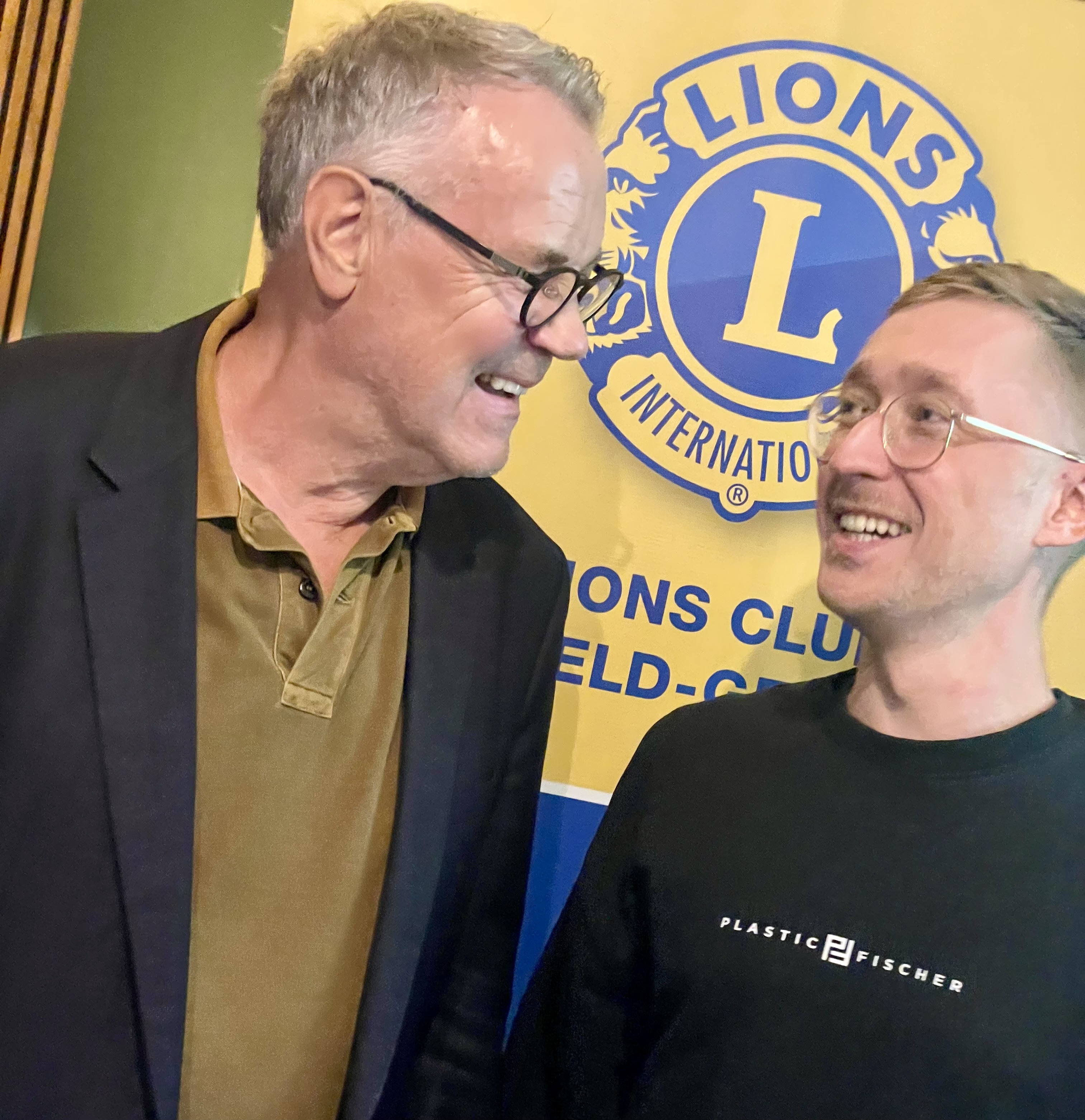 Karsten Hirsch - Plastic Fischer